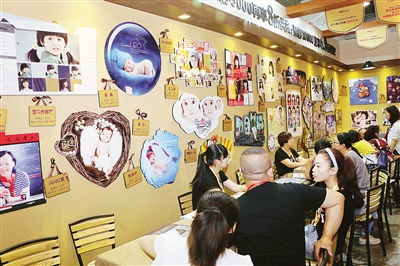家庭周刊数字报 二胎政策落地推动儿童摄影发展